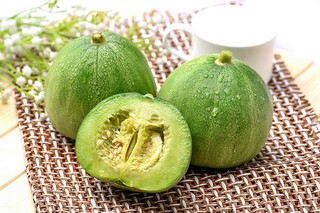 春节拜年日记(春节拜年日记三年级300字)