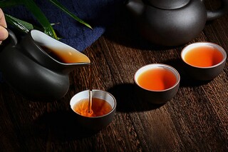 保险公司员工离职报告-离职报告_保险公司离职申请模板